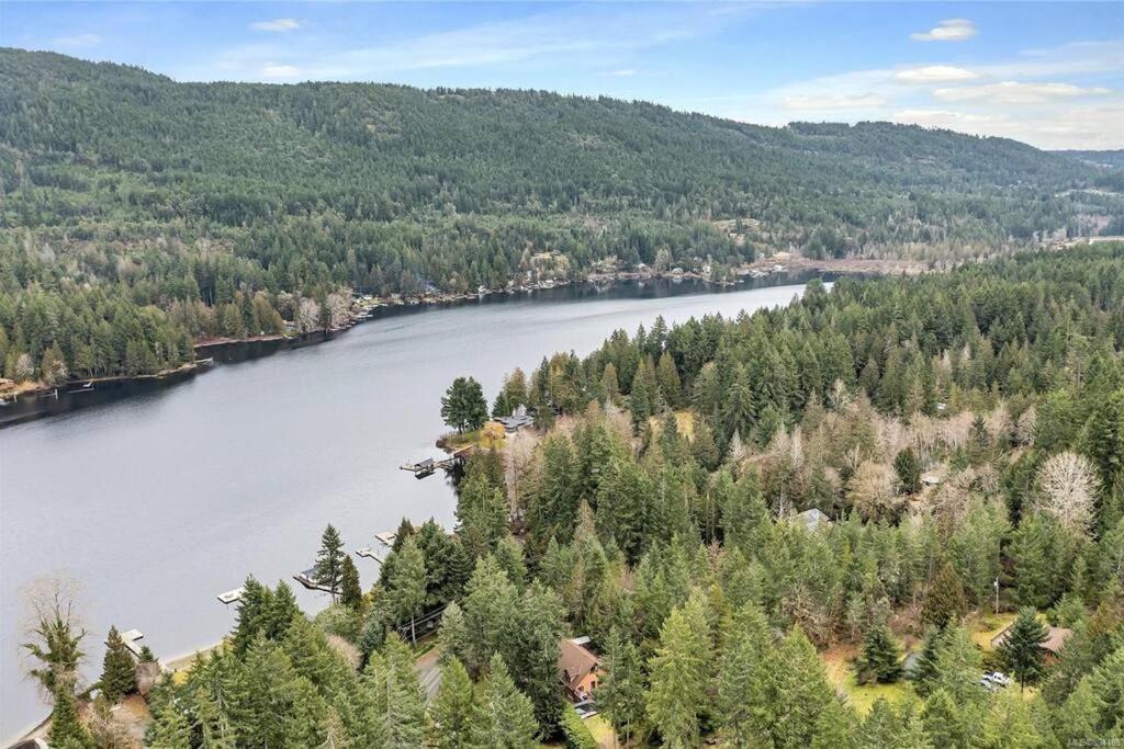 Chalet Style Cottage Near Shawnigan Lake Buitenkant foto