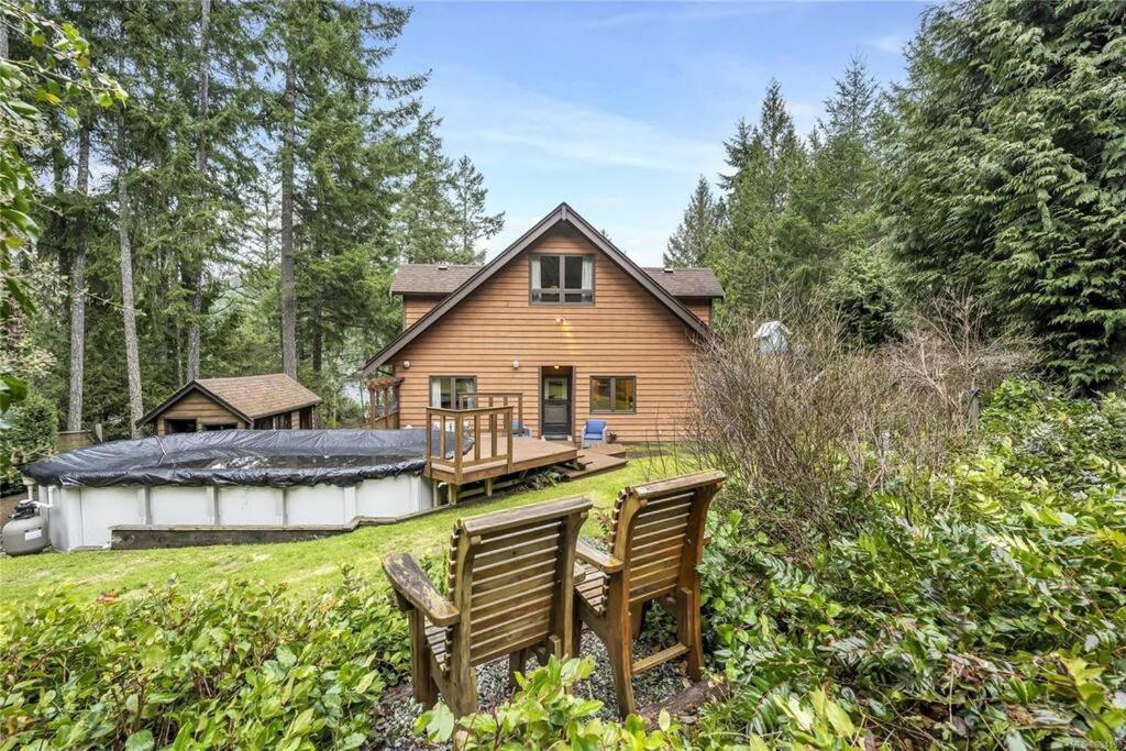 Chalet Style Cottage Near Shawnigan Lake Buitenkant foto